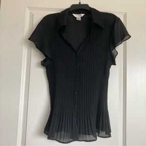 Black t-shirt